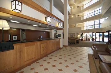 H I Express & Suites San Antonio Medical-Six Flags Eksteriør billede